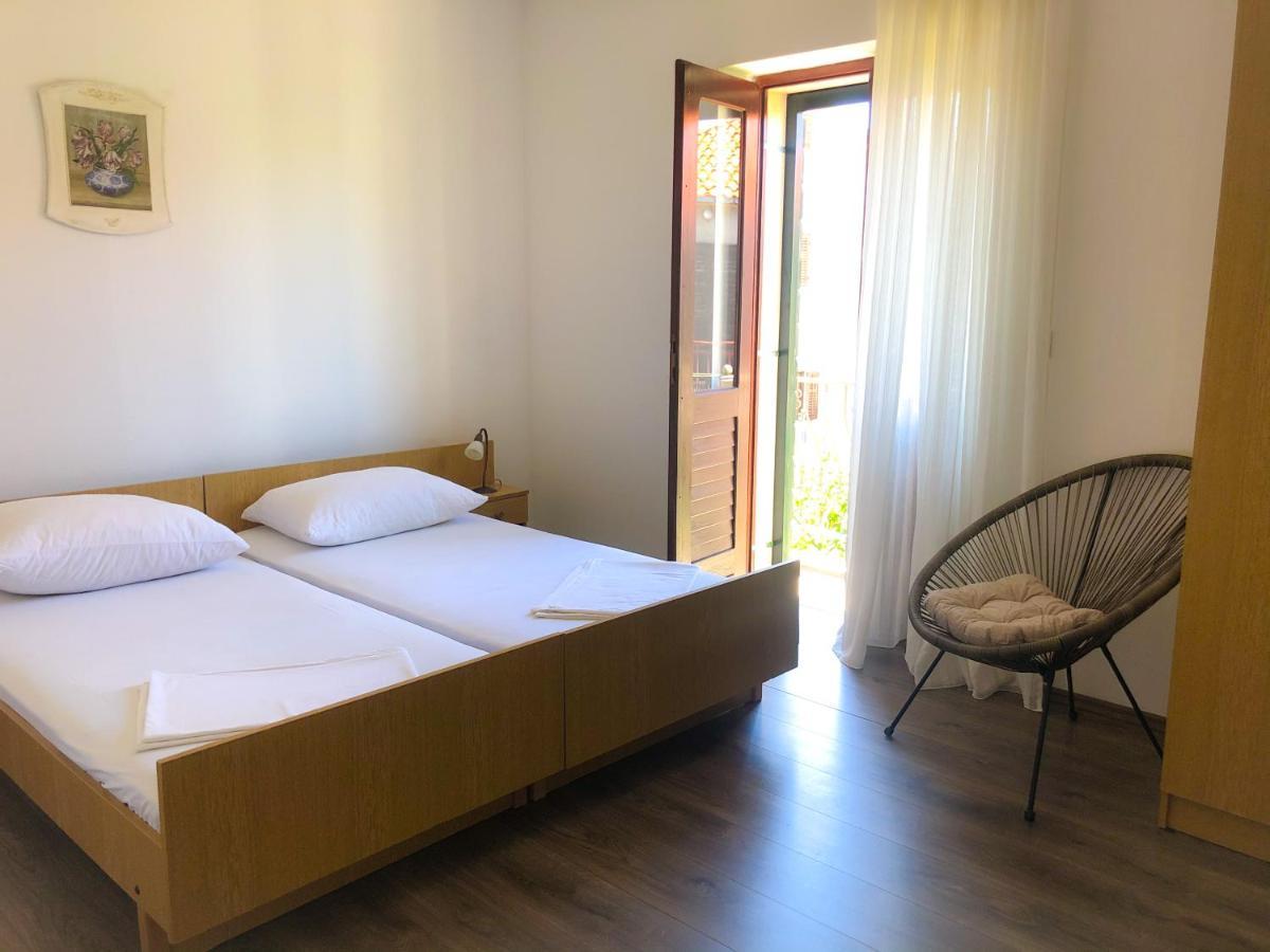 Apartmani Bepina 苏佩塔尔 外观 照片